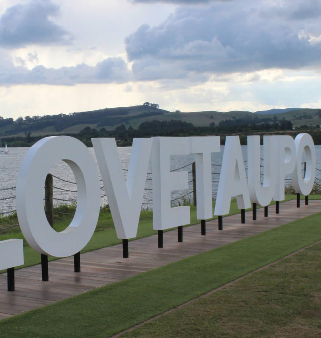 taupo hashtag sculpture