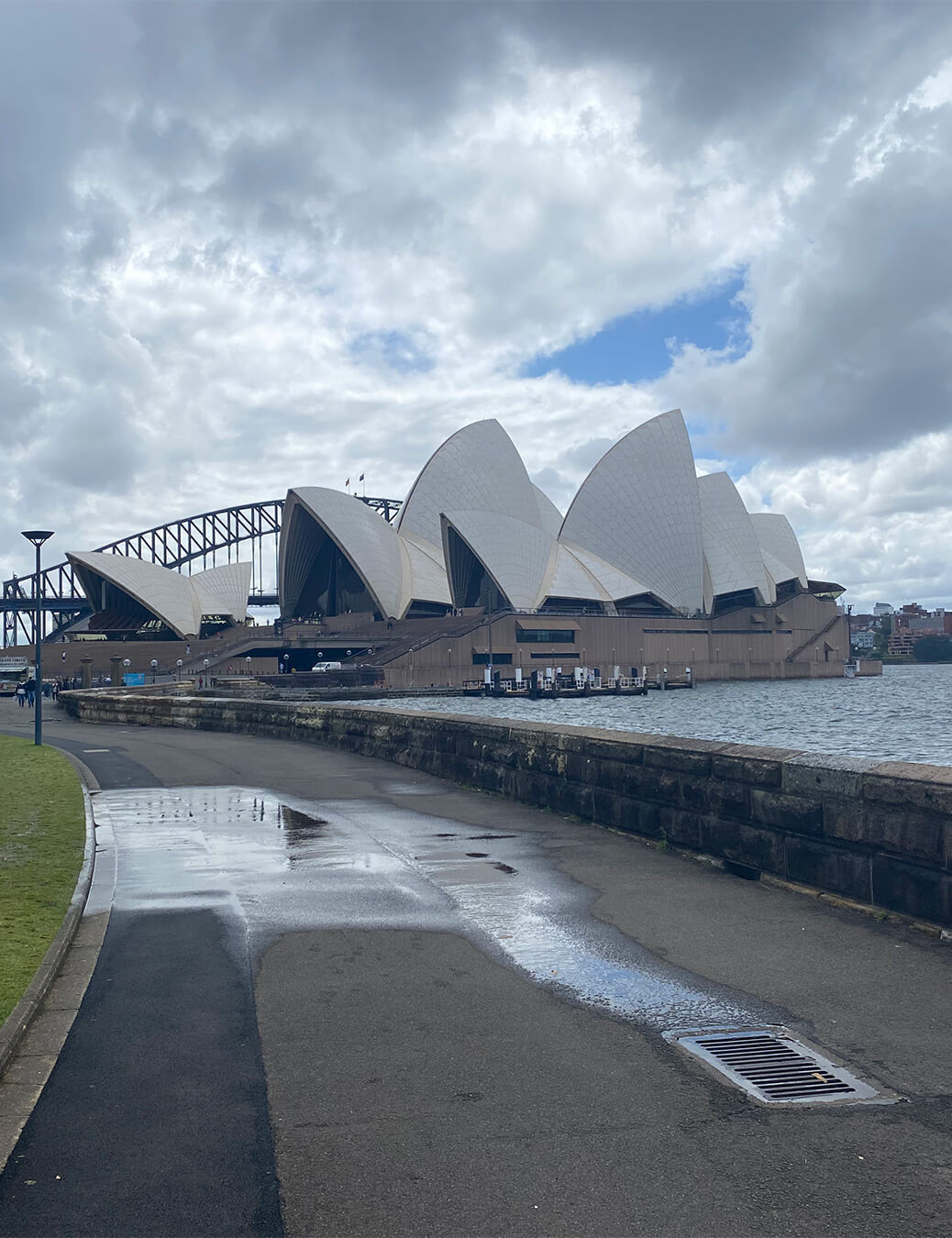 sydney opera house Dazzly website builder example